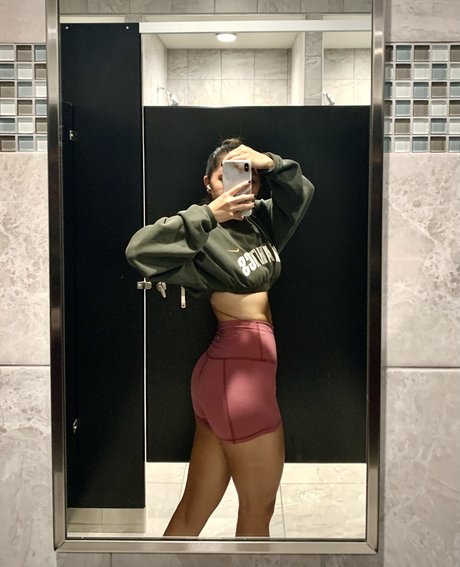 Mia Chung