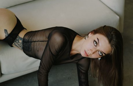Nacktes geleaktes OnlyFans-Foto von Mia Tibson