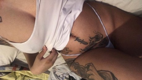 Nacktes geleaktes OnlyFans-Foto von Amanda Beltro