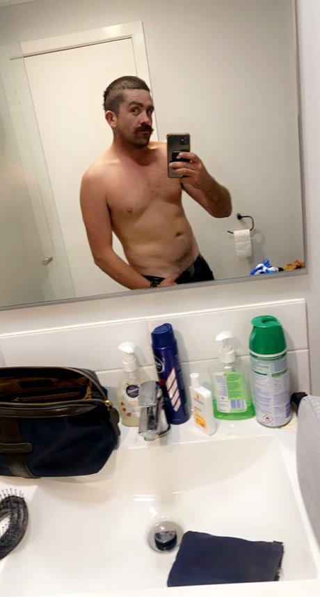 Nacktes geleaktes OnlyFans-Foto von Mighty Mouse