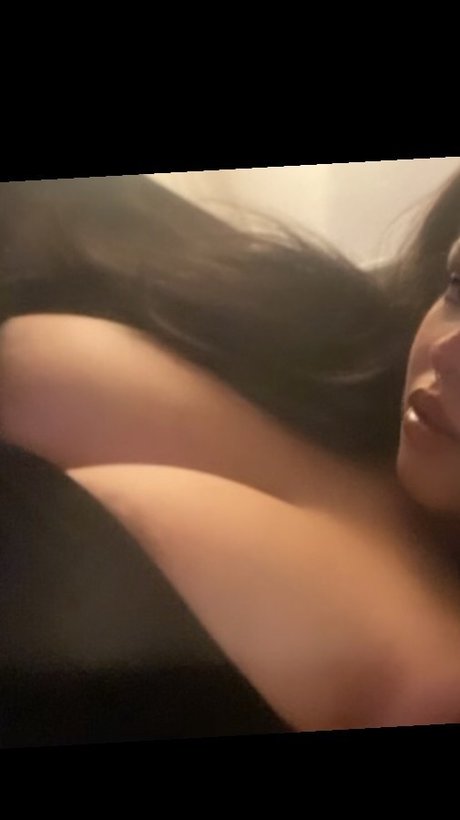 Nacktes geleaktes OnlyFans-Foto von Lulu