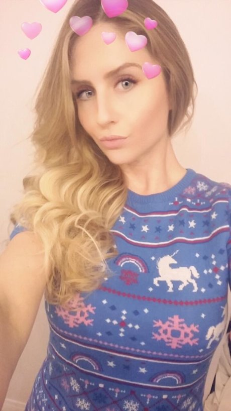   Bella Gapes