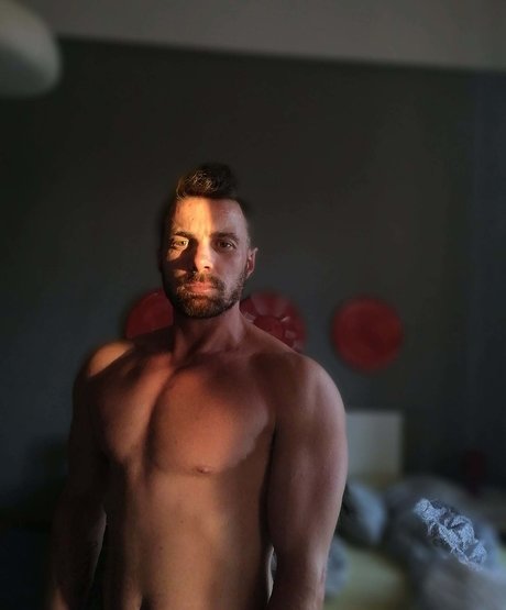 Nacktes geleaktes OnlyFans-Foto von Milan Ramos