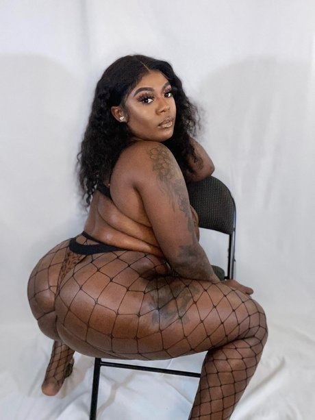Nacktes geleaktes OnlyFans-Foto von Milan Bankss Free 