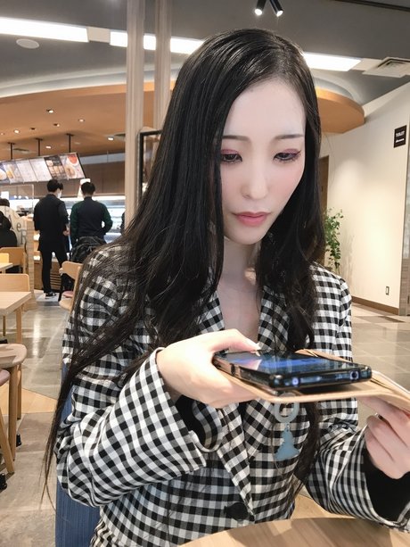 Nacktes geleaktes OnlyFans-Foto von Mikinemiki