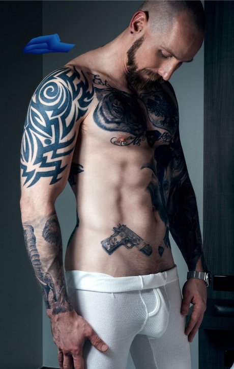 Nacktes geleaktes OnlyFans-Foto von Mike Long