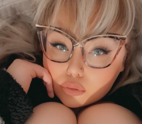 Nacktes geleaktes OnlyFans-Foto von Andi Lovegood