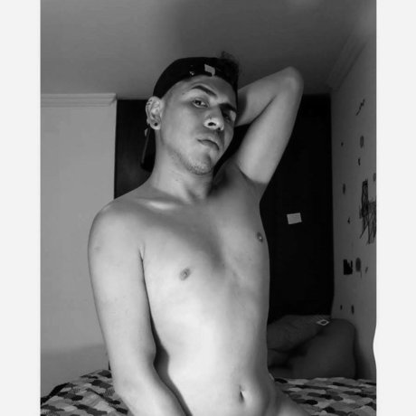 Nacktes geleaktes OnlyFans-Foto von Andy Rojas
