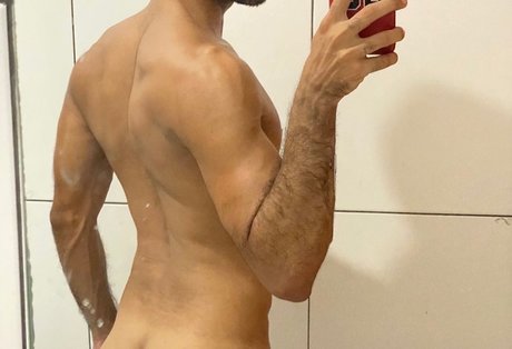 Nacktes geleaktes OnlyFans-Foto von Biscoitin