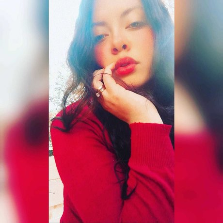 Nacktes geleaktes OnlyFans-Foto von Mika Rodriguez