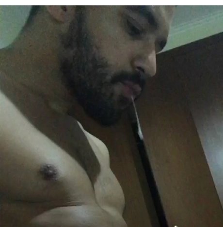Nacktes geleaktes OnlyFans-Foto von Miguel