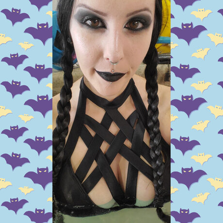 Nacktes geleaktes OnlyFans-Foto von Midnight Vixen