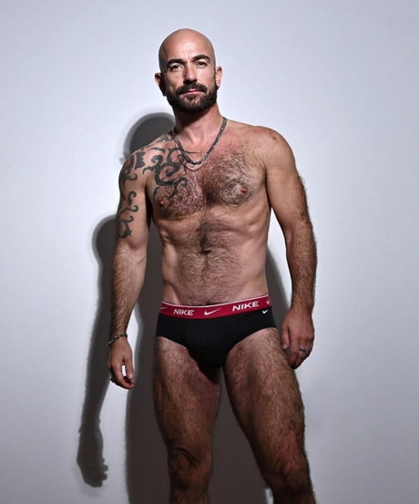 Nacktes geleaktes OnlyFans-Foto von Mick Lover 