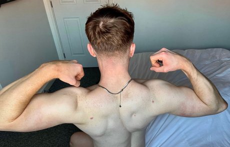 Nacktes geleaktes OnlyFans-Foto von Michael