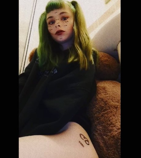 Nacktes geleaktes OnlyFans-Foto von Mino Suss