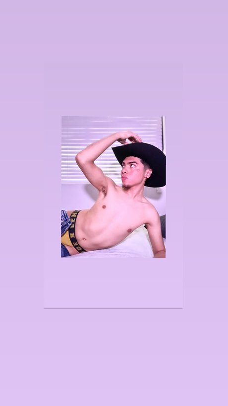 Nacktes geleaktes OnlyFans-Foto von Adolfo Morales Barcenas