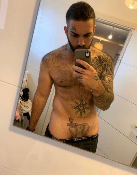 Nacktes geleaktes OnlyFans-Foto von Master Mindyfreak