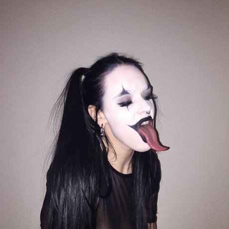 Nacktes geleaktes OnlyFans-Foto von Mina De Sade