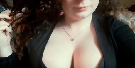 Nacktes geleaktes OnlyFans-Foto von Mimi Elaina