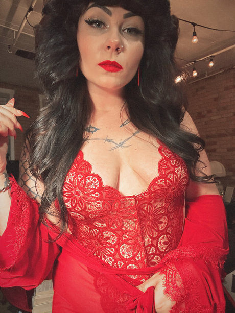 Nacktes geleaktes OnlyFans-Foto von Vampirella