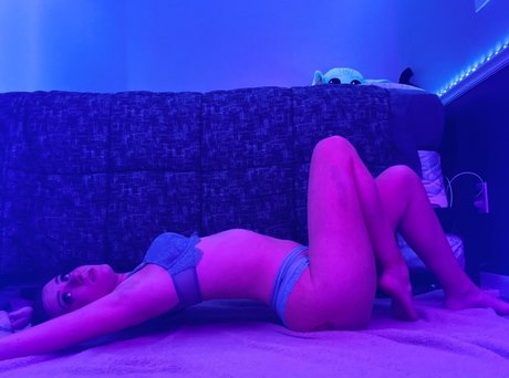Nacktes geleaktes OnlyFans-Foto von Ceri