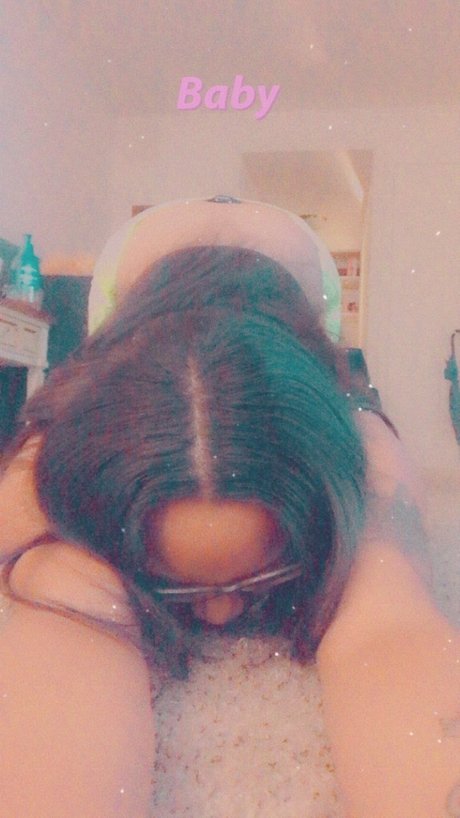 Nacktes geleaktes OnlyFans-Foto von Chanelllyy