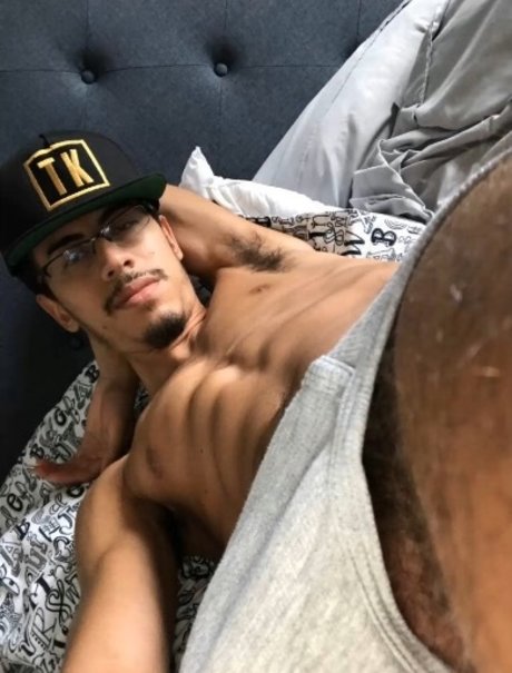 Nacktes geleaktes OnlyFans-Foto von Carameldrip