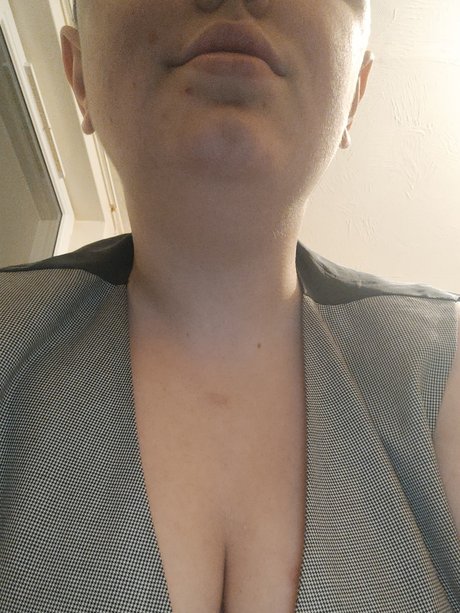 Nacktes geleaktes OnlyFans-Foto von Goddess Luna