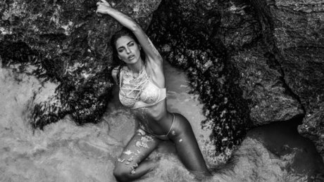 Nacktes geleaktes OnlyFans-Foto von Mila Casta