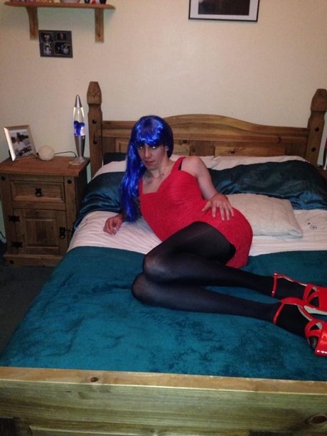Nacktes geleaktes OnlyFans-Foto von Little Sissy Charlotte