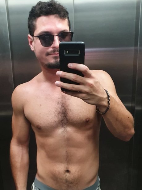 Nacktes geleaktes OnlyFans-Foto von Jacki