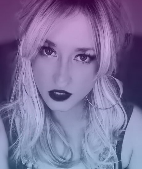 Nacktes geleaktes OnlyFans-Foto von Misread