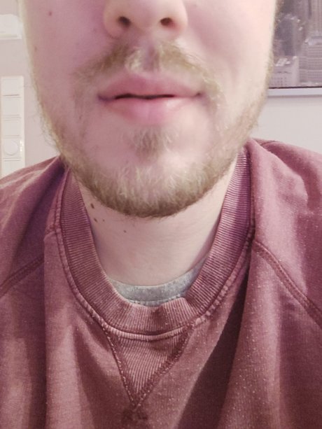 Nacktes geleaktes OnlyFans-Foto von Misni