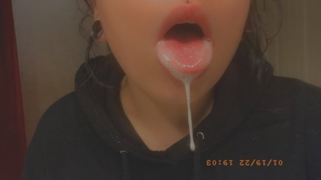Nacktes geleaktes OnlyFans-Foto von Misaka