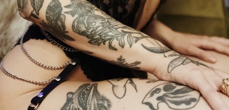 Nacktes geleaktes OnlyFans-Foto von Mirabella Deville