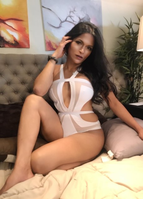 Nacktes geleaktes OnlyFans-Foto von Nikki Ong