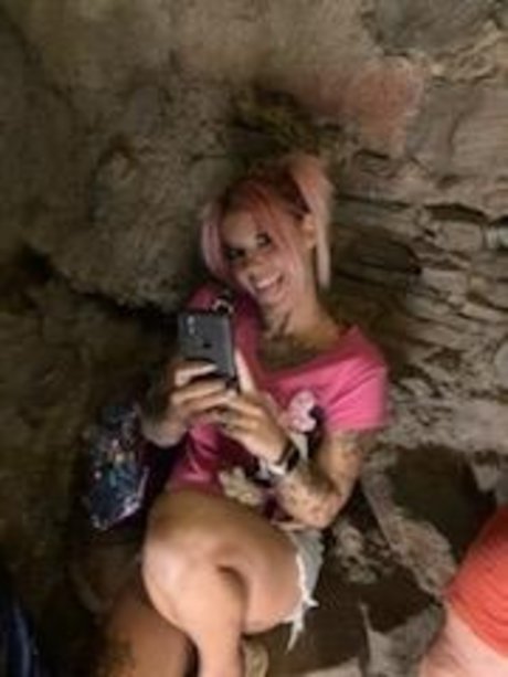 Nacktes geleaktes OnlyFans-Foto von Candy