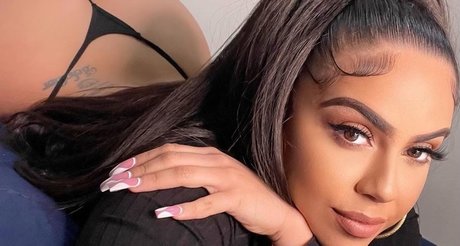 Nacktes geleaktes OnlyFans-Foto von Jasmine Bella