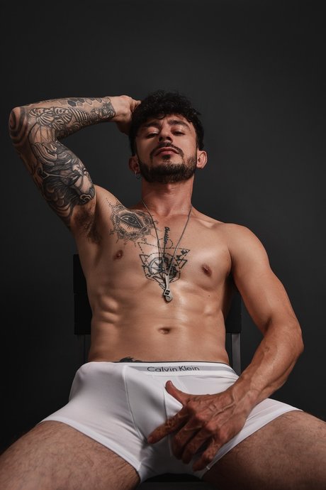 Nacktes geleaktes OnlyFans-Foto von Camilo