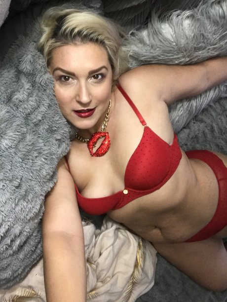Nacktes geleaktes OnlyFans-Foto von Cammie Johnston