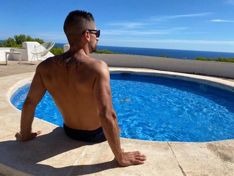 Nacktes geleaktes OnlyFans-Foto von Jason