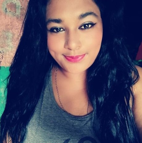 Nacktes geleaktes OnlyFans-Foto von Jeannette Castellanos