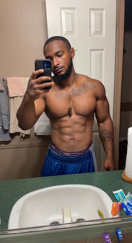 Nacktes geleaktes OnlyFans-Foto von Daddy Yaakov