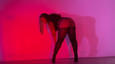 Nacktes geleaktes OnlyFans-Foto von Hott Hippie 7
