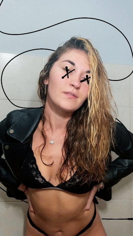 Nacktes geleaktes OnlyFans-Foto von Jazmn