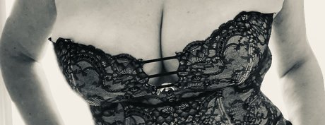 Nacktes geleaktes OnlyFans-Foto von Mistress Jasmin