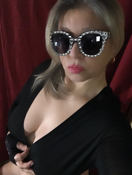 Mistresscrystaldea
