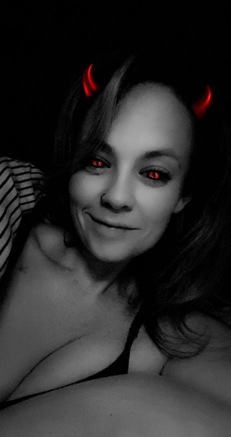 Nacktes geleaktes OnlyFans-Foto von Mistress Bex 
