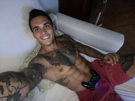 Nacktes geleaktes OnlyFans-Foto von Mister Cruell