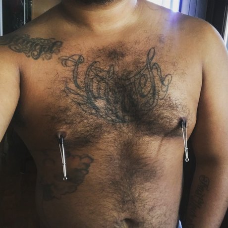 Nacktes geleaktes OnlyFans-Foto von Bam